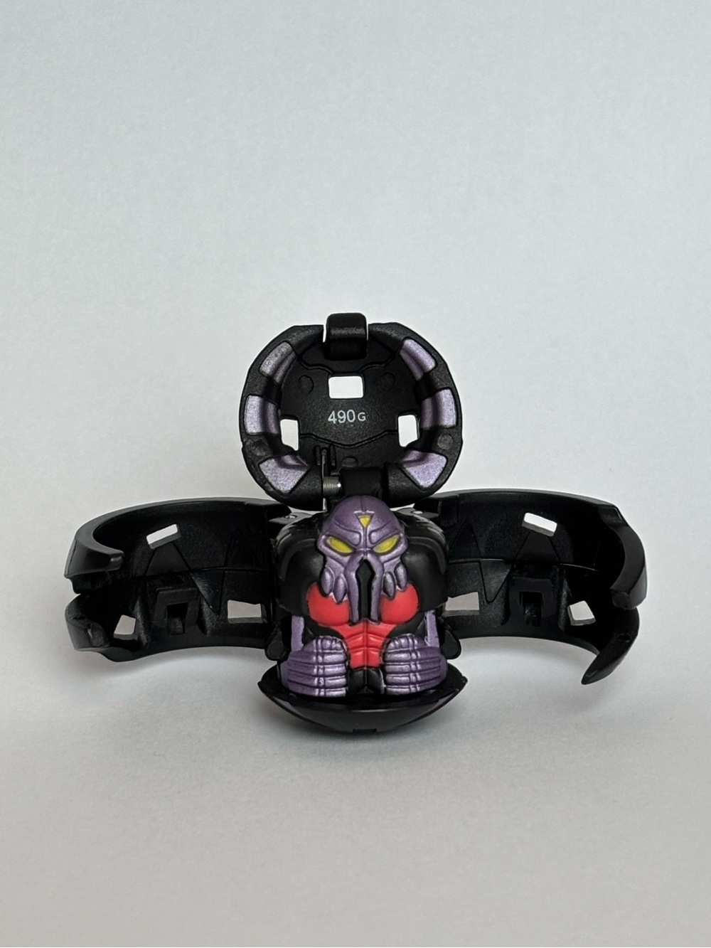Bakugan B1 Darkus Reaper 490g RARE with Chum Magnetic Card